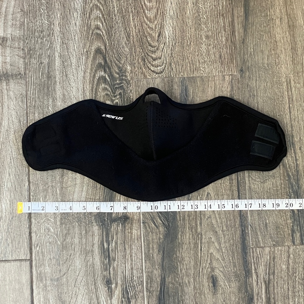 Seirus Black Face Mask Neoprene and fleece
